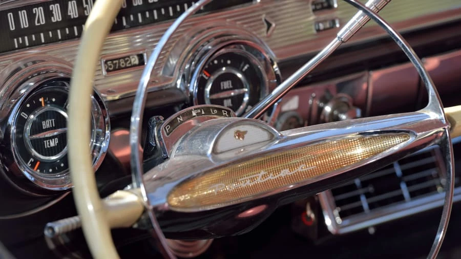 1957 Pontiac Star Chief - Image 8 of 12