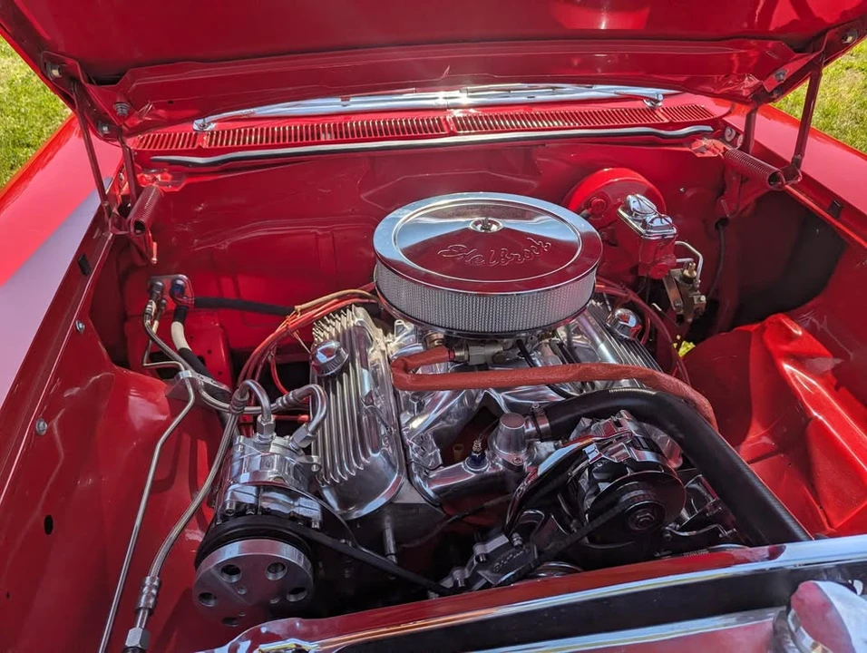 1957 Pontiac Chieftain - Image 7 of 21