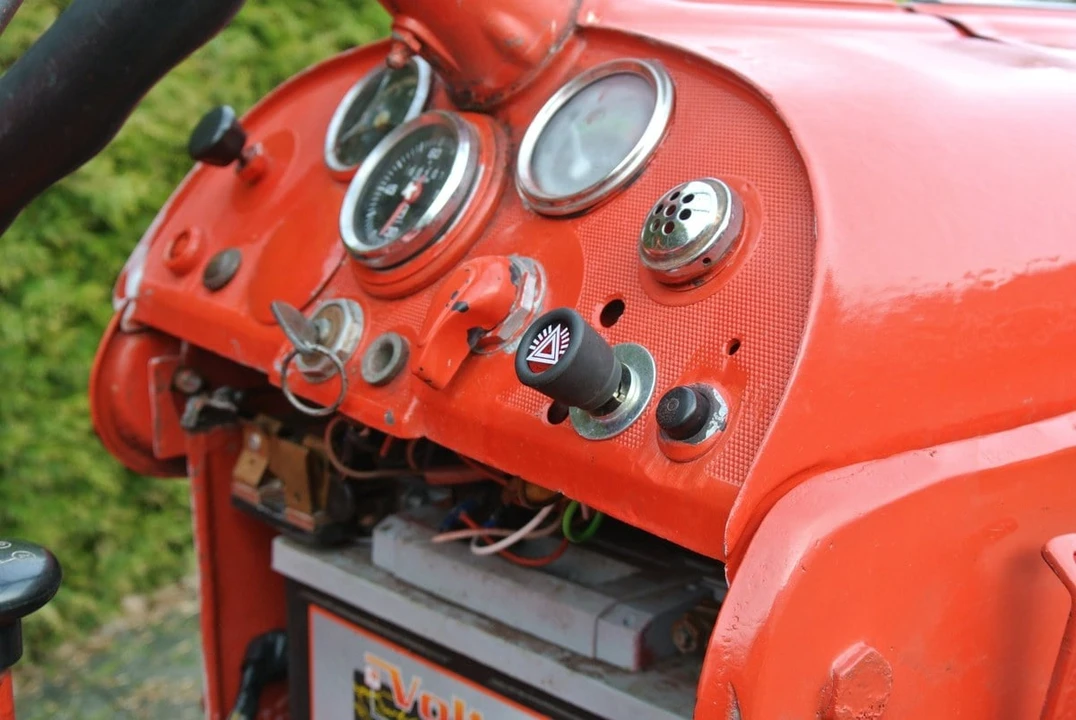 1957 Porsche Tractors - Image 20 of 29