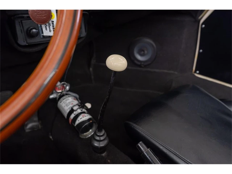 1957 Porsche 356 A - Image 18 of 31