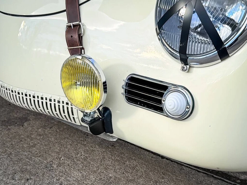1957 Porsche 356 A - Image 10 of 21