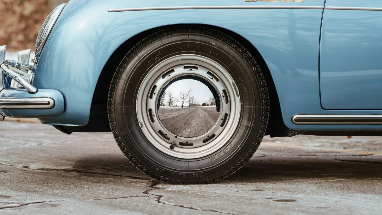 1957 Porsche 356 A - Image 15 of 31