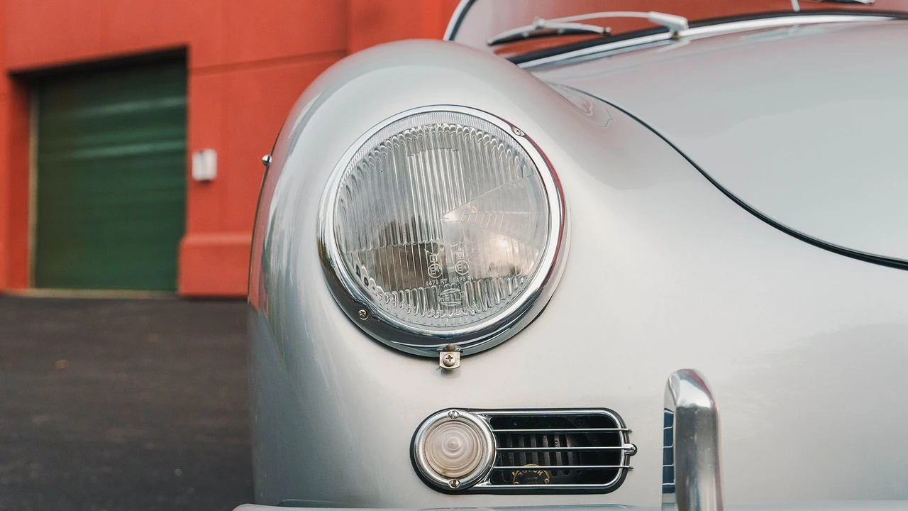 1957 Porsche 356 A - Image 16 of 31