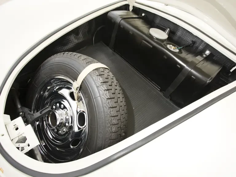1957 Porsche 356 A - Image 16 of 21