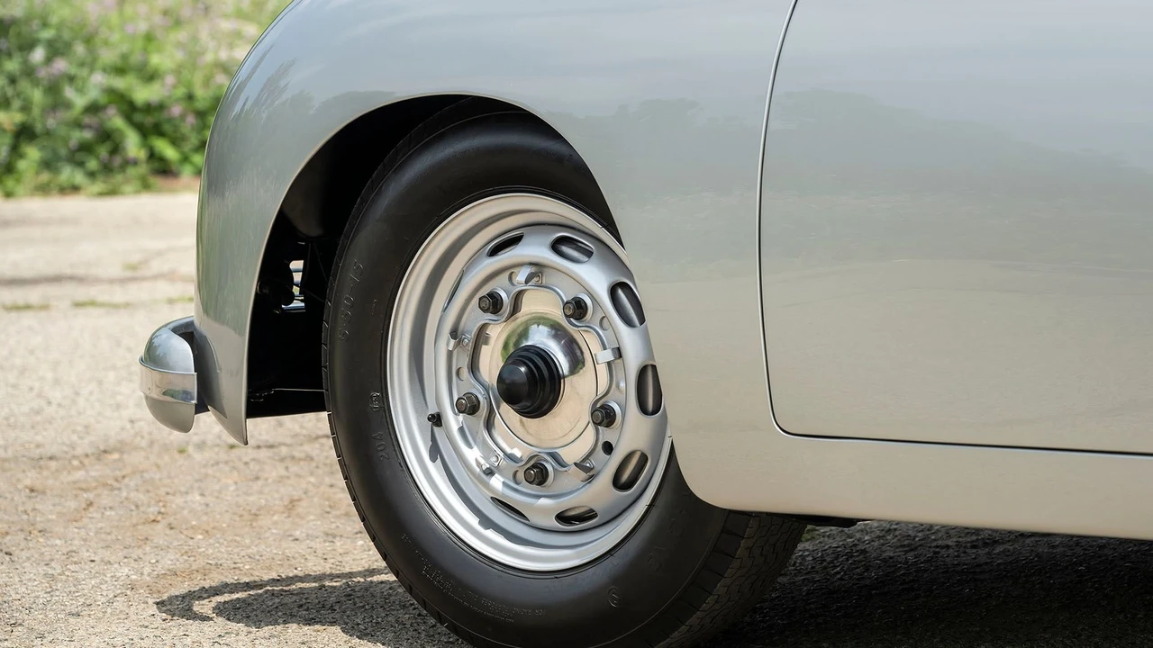 1957 Porsche 356 A - Image 24 of 31