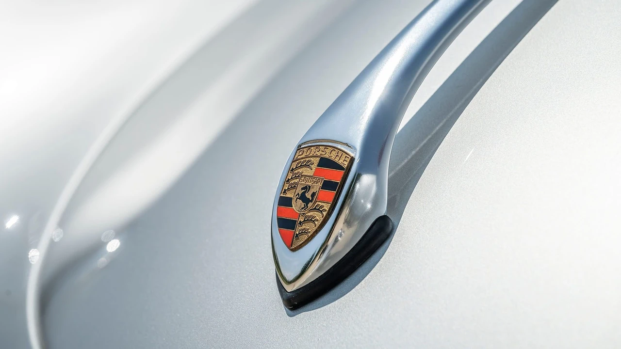 1957 Porsche 356 A - Image 18 of 31