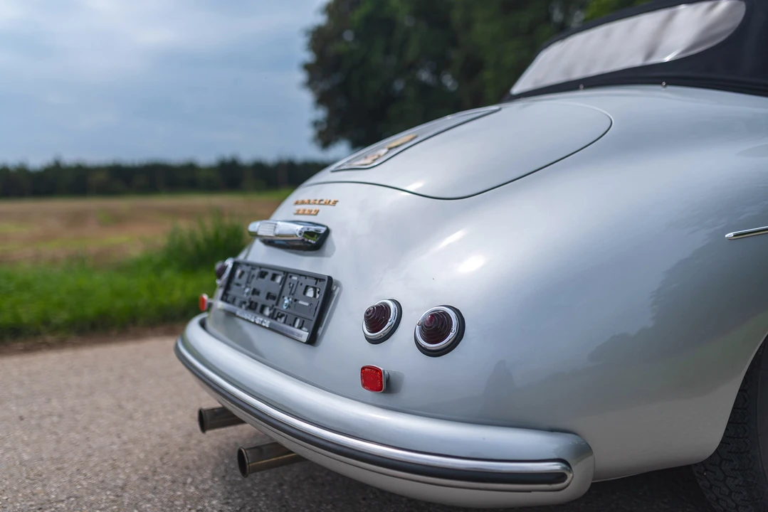 1957 Porsche Speedster - Image 28 of 31