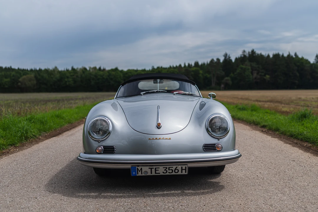 1957 Porsche Speedster - Image 2 of 31