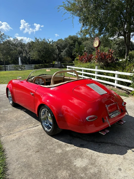 1957 Porsche Speedster - Image 9 of 17