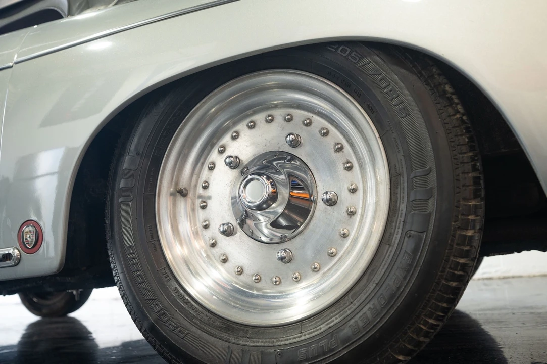 1957 Porsche Speedster - Image 14 of 21