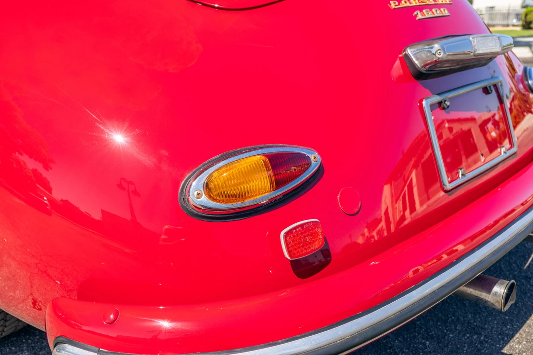 1957 Porsche Speedster - Image 15 of 31