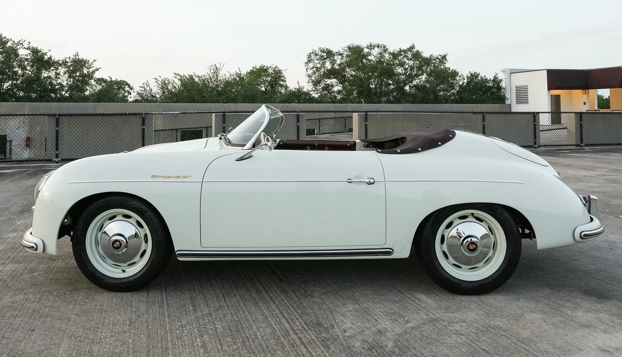 1957 Porsche 356 Replica - Image 8 of 31