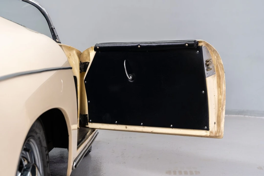 1957 Porsche Speedster - Image 5 of 24