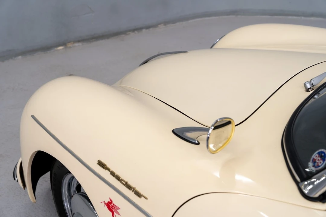 1957 Porsche Speedster - Image 19 of 24