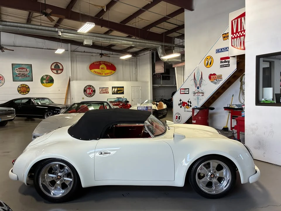 1957 Porsche Speedster - Image 12 of 19