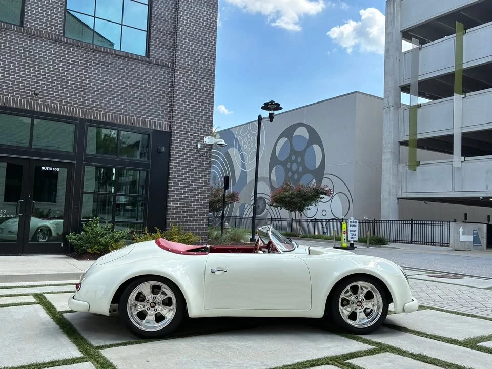 1957 Porsche Speedster - Image 7 of 19