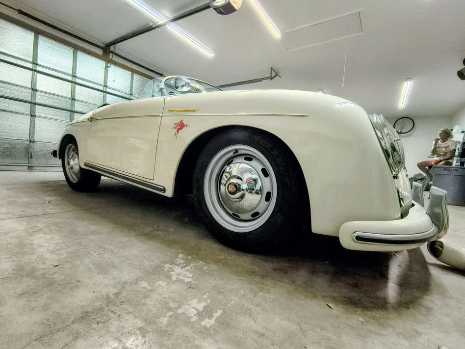 1957 Porsche Speedster - Image 6 of 20