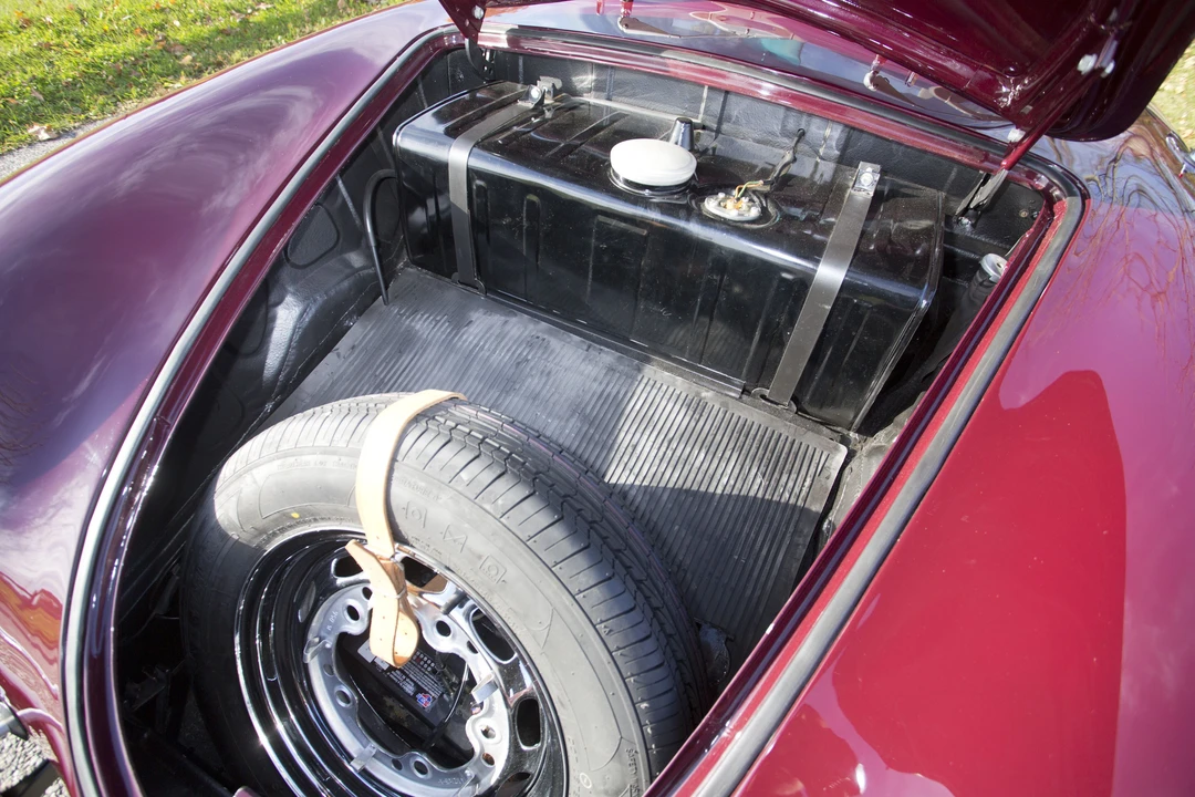 1957 Porsche 356 A - Image 11 of 31