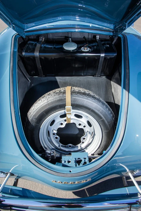 1957 Porsche Speedster - Image 7 of 31