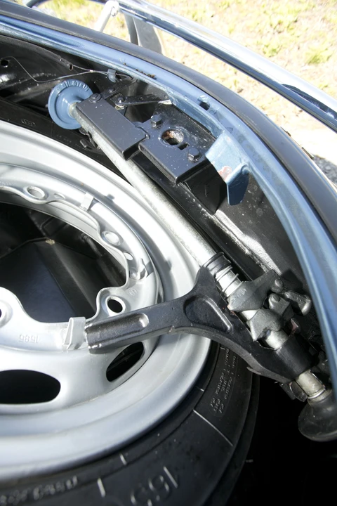 1957 Porsche 356 A - Image 10 of 31