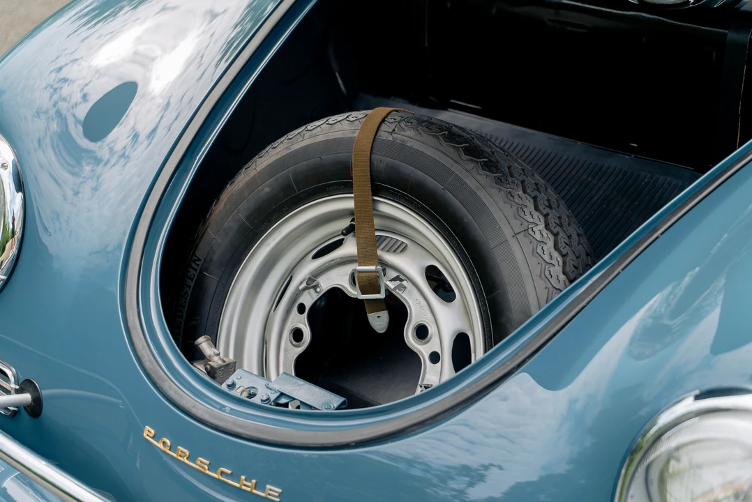 1957 Porsche Speedster - Image 9 of 31