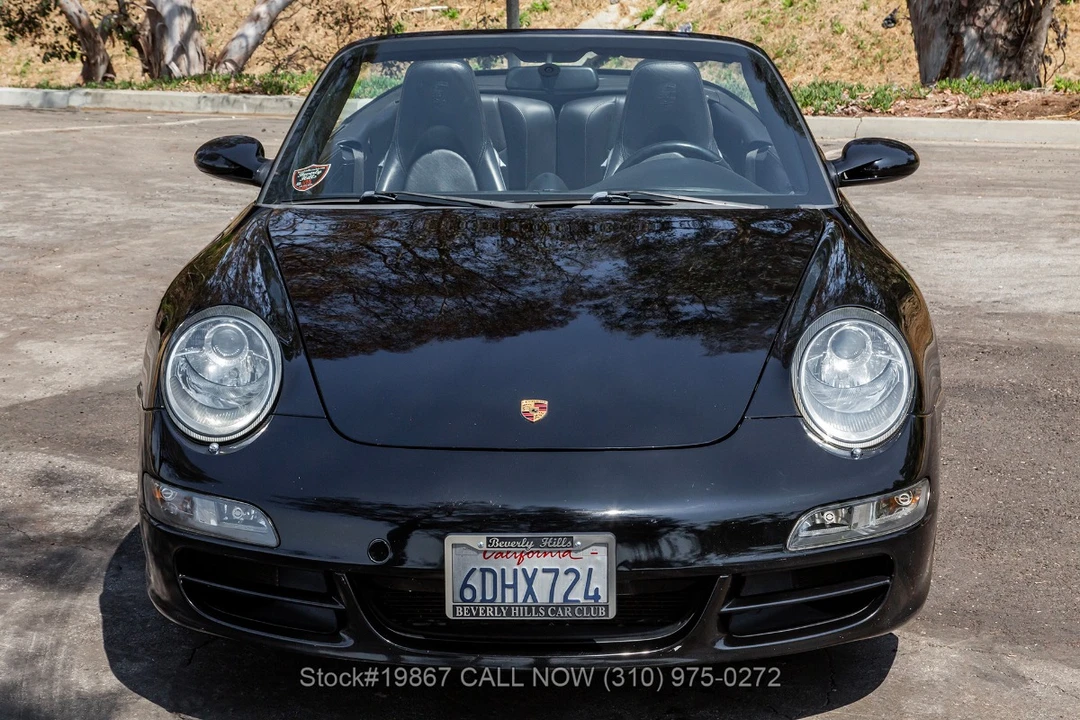 2005 Porsche 911 - Image 2 of 25