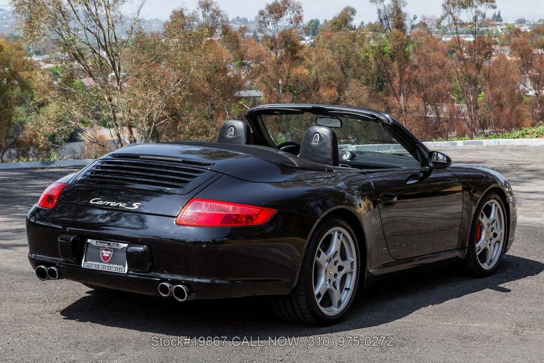 2005 Porsche 911 - Image 5 of 25
