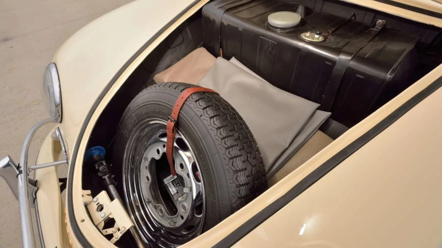 1957 Porsche 356 A - Image 15 of 31