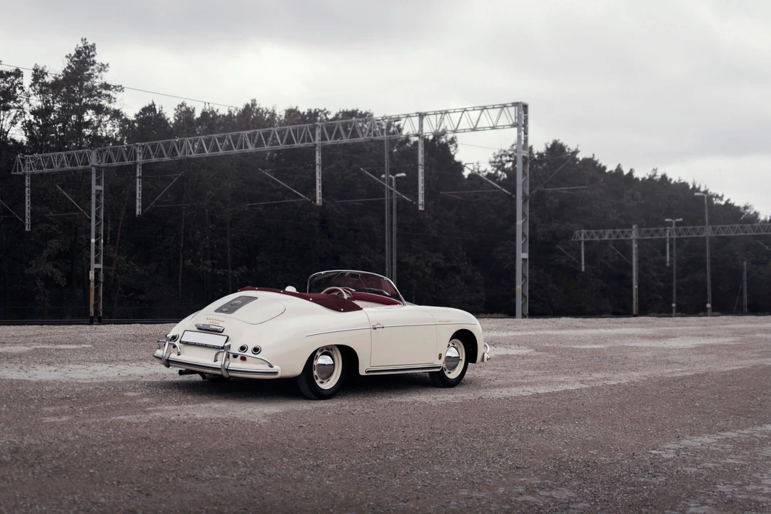 1957 Porsche Speedster - Image 10 of 31