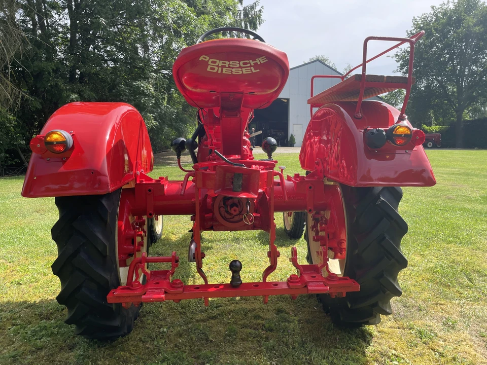 1957 Porsche Tractors - Image 6 of 31