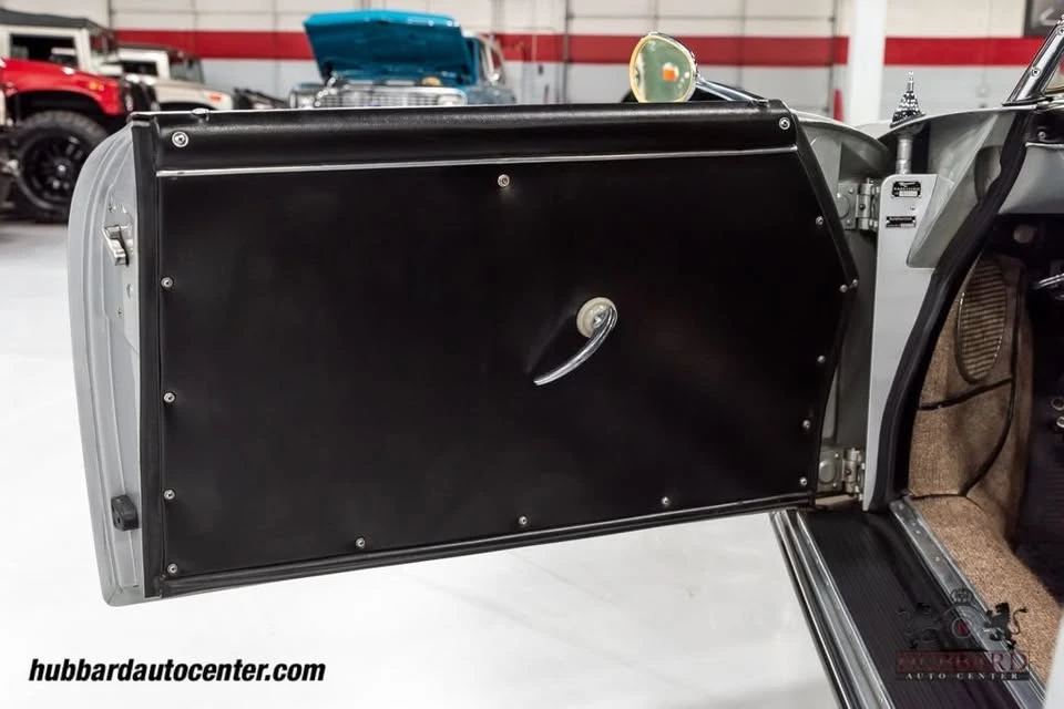 1957 Porsche Speedster - Image 11 of 20