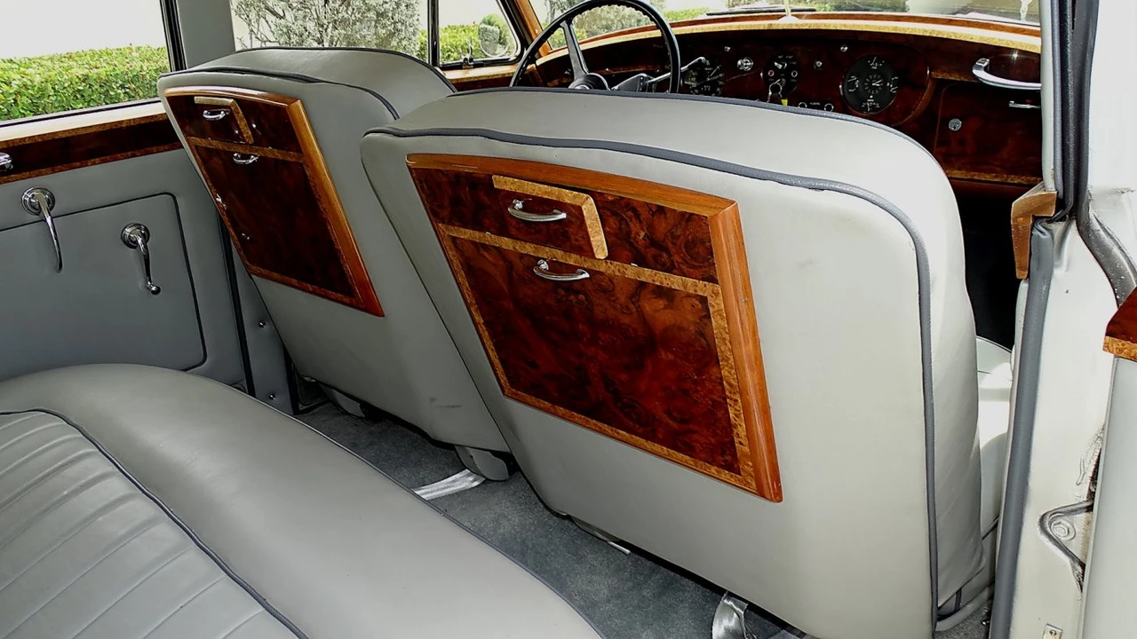 1957 Rolls-Royce Silver Cloud I - Image 14 of 24