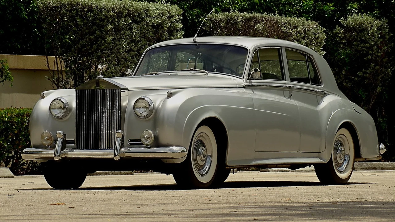 1957 Rolls-Royce Silver Cloud I - Image 3 of 24