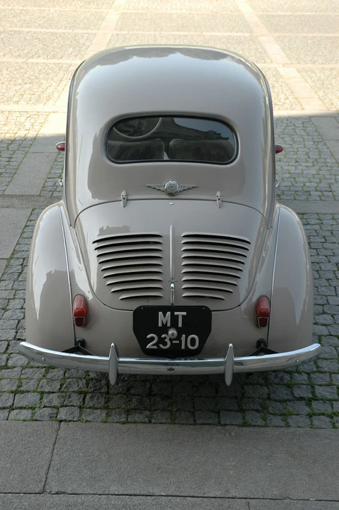 1957 Renault 4CV - Image 3 of 3