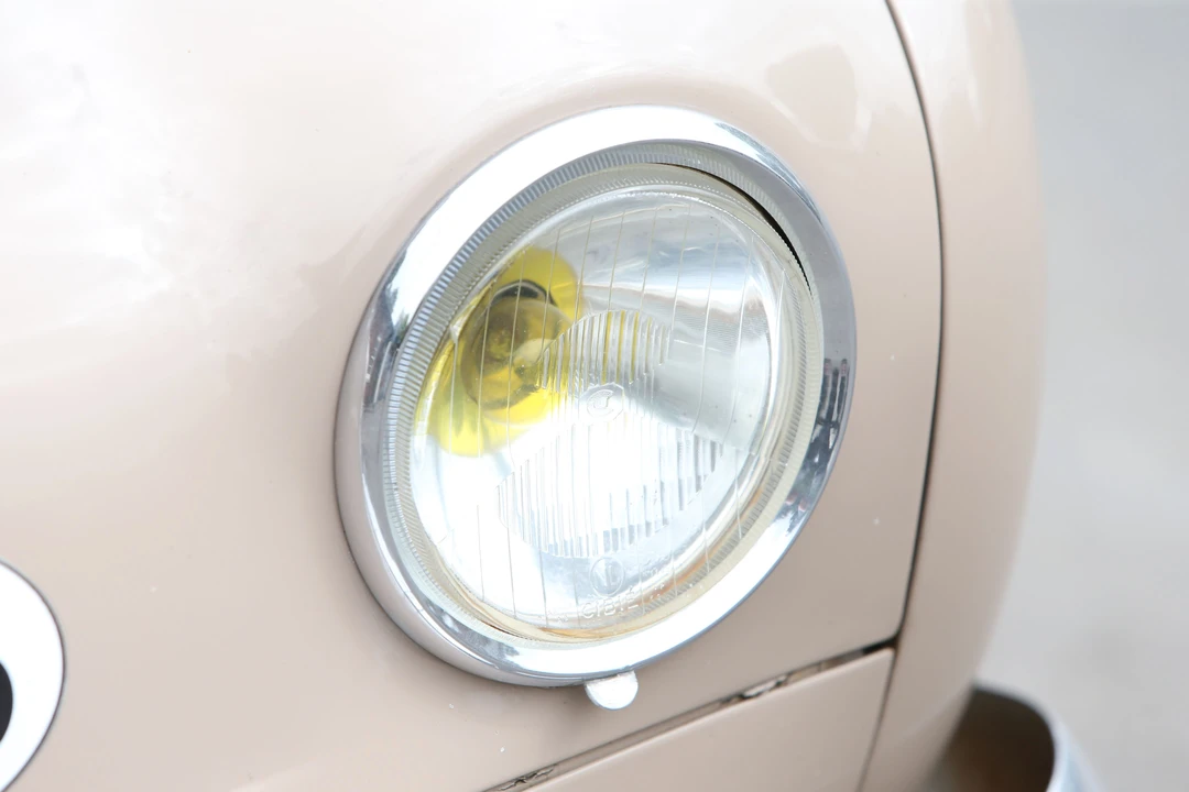 1957 Renault Dauphine - Image 2 of 26