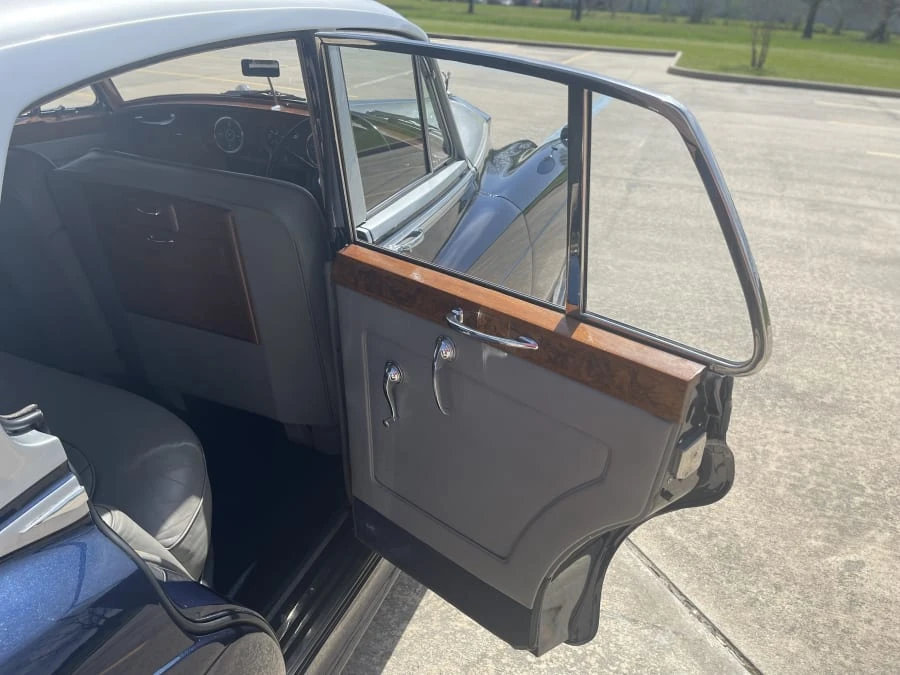 1957 Rolls-Royce Silver Cloud I - Image 27 of 31