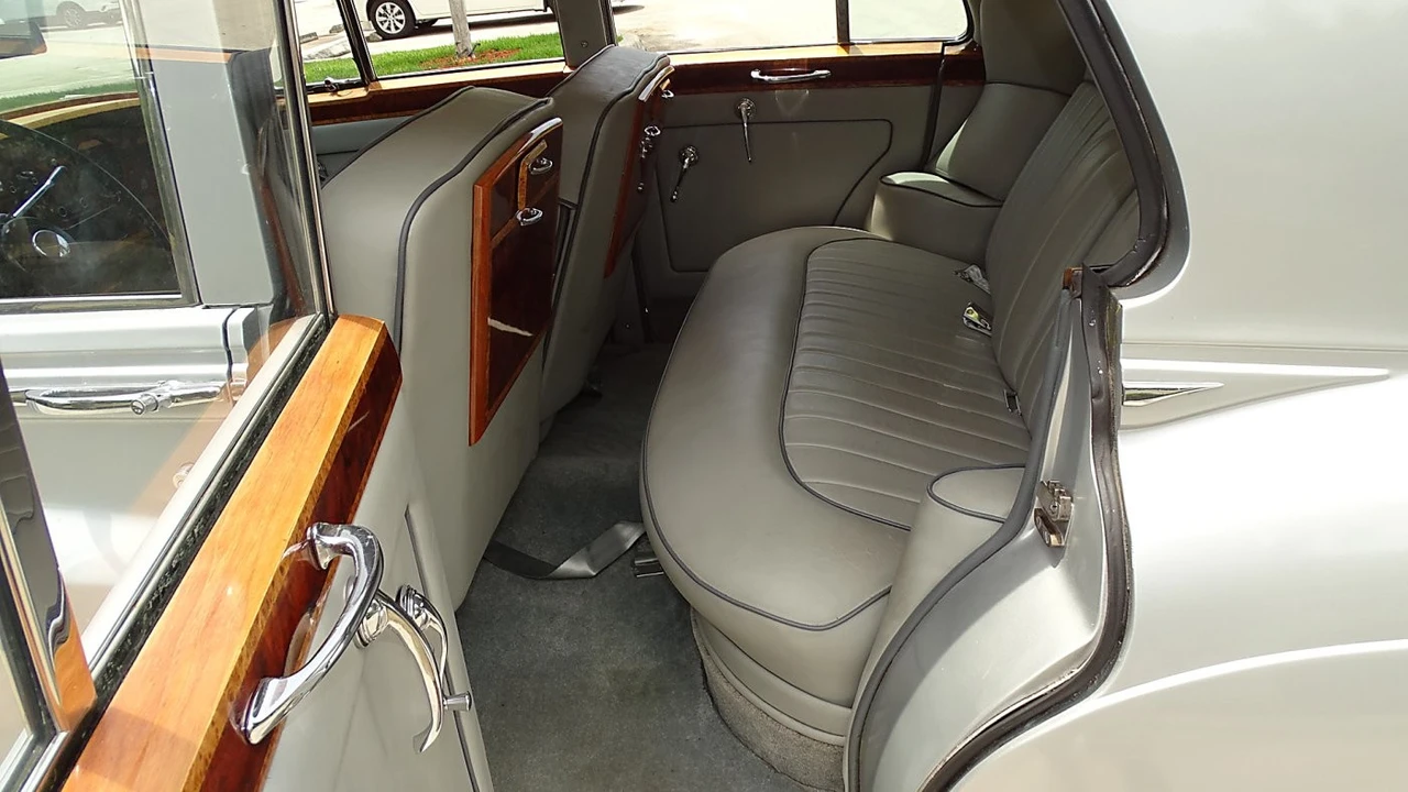 1957 Rolls-Royce Silver Cloud I - Image 15 of 24