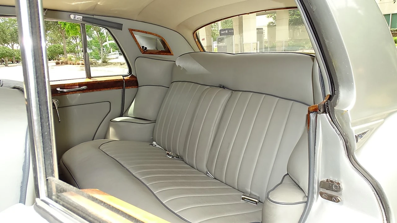 1957 Rolls-Royce Silver Cloud I - Image 16 of 24