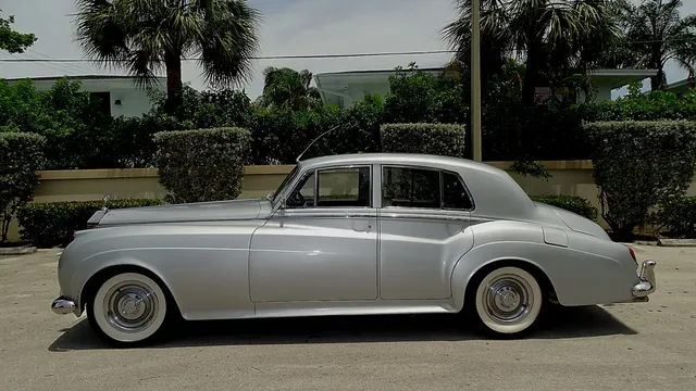 1957 Rolls-Royce Silver Cloud