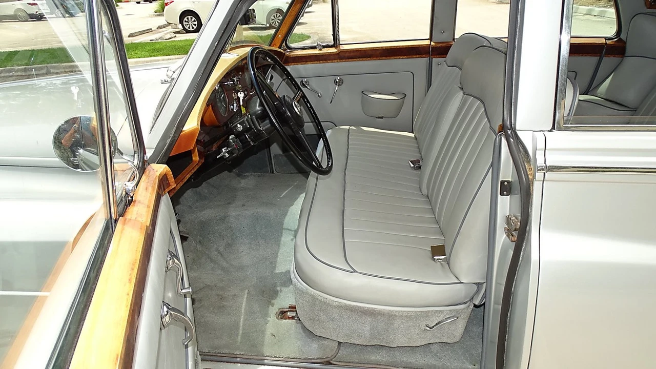 1957 Rolls-Royce Silver Cloud I - Image 17 of 24