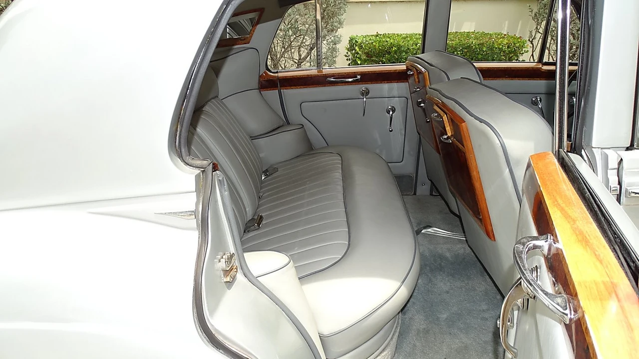 1957 Rolls-Royce Silver Cloud I - Image 13 of 24