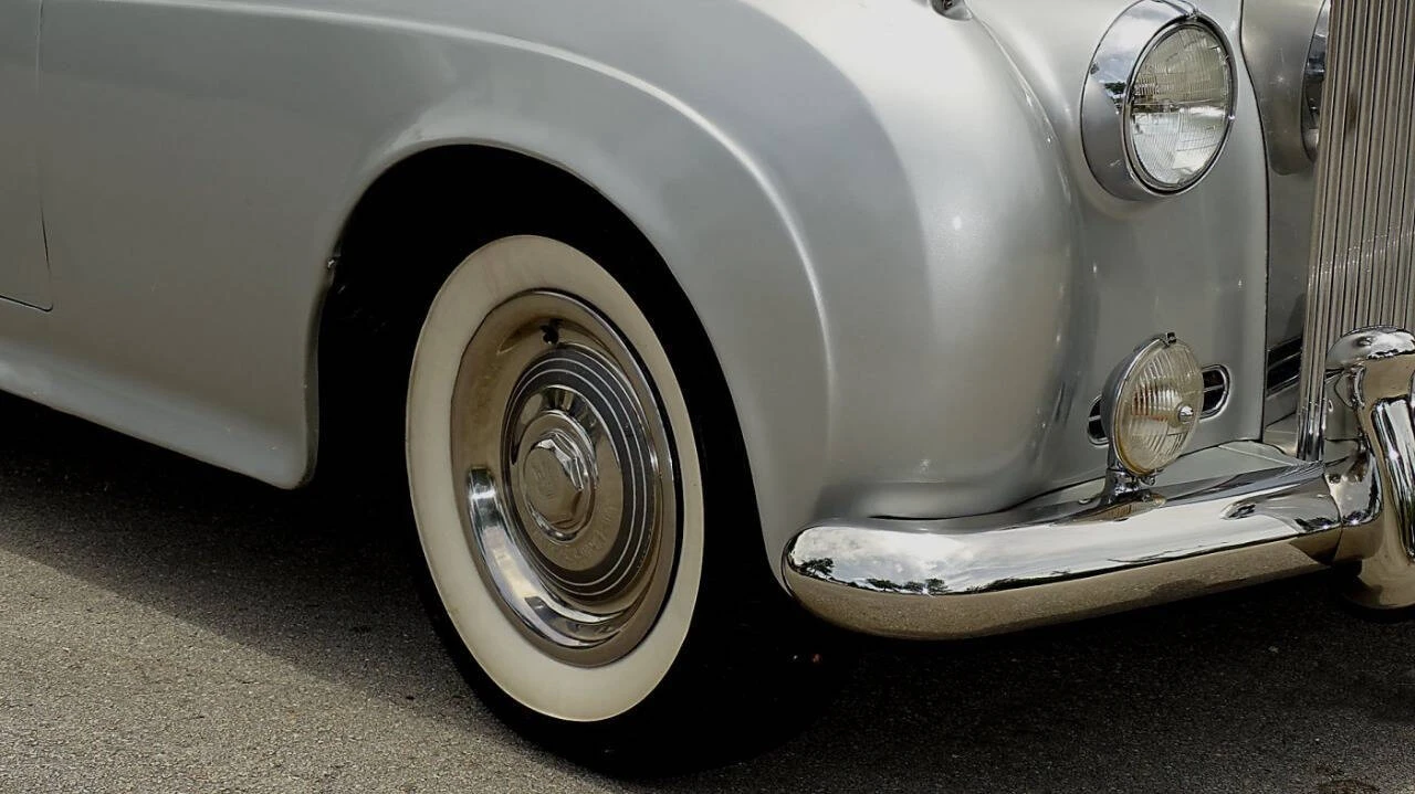 1957 Rolls-Royce Silver Cloud I - Image 13 of 31