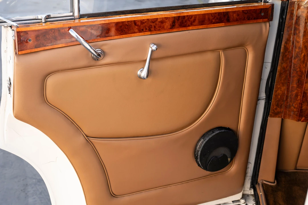 1957 Rolls-Royce Silver Wraith I - Image 25 of 31