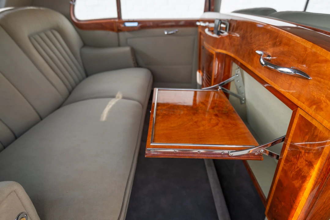 1957 Rolls-Royce Silver Wraith I - Image 9 of 31
