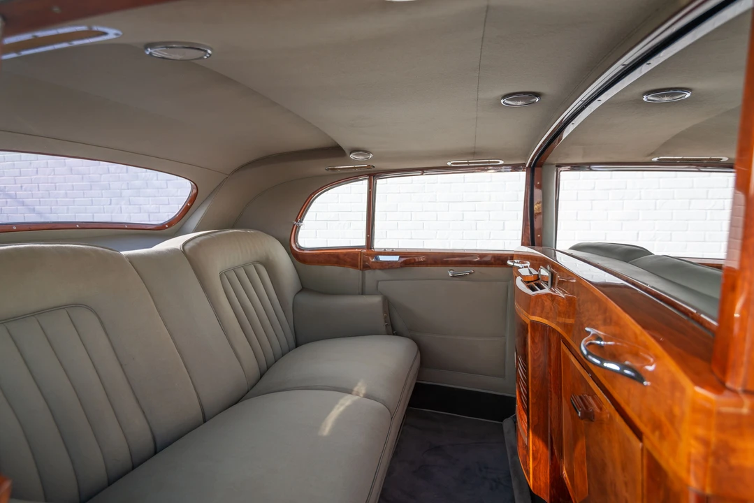 1957 Rolls-Royce Silver Wraith I - Image 11 of 31