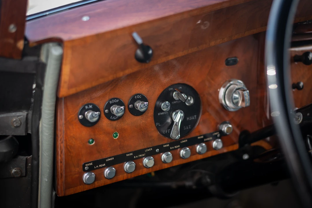 1957 Rolls-Royce Silver Wraith I - Image 6 of 31