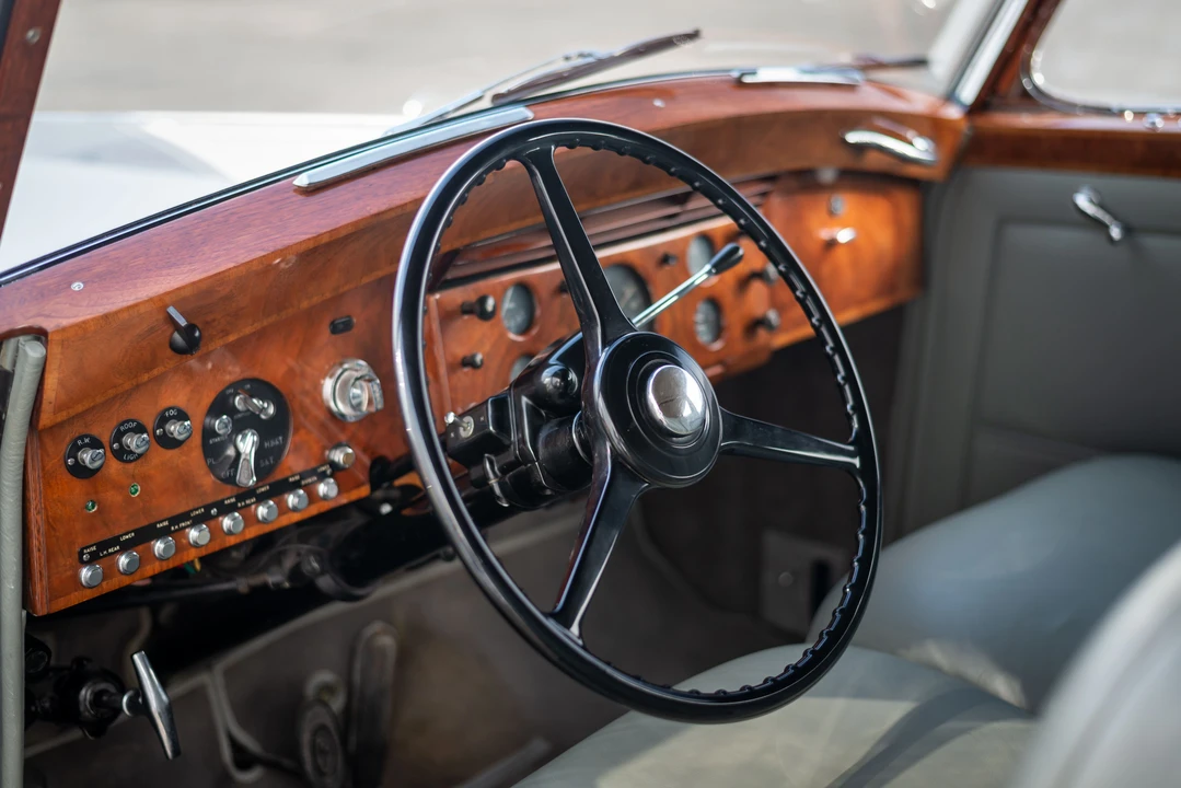 1957 Rolls-Royce Silver Wraith I - Image 4 of 31