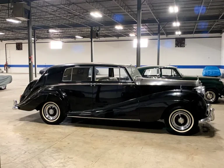 1957 Rolls-Royce Silver Wraith I - Image 6 of 16
