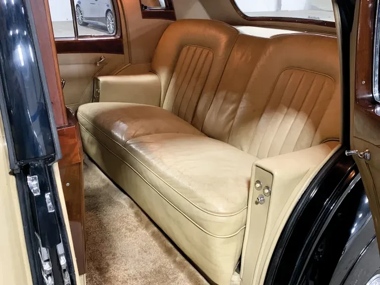 1957 Rolls-Royce Silver Wraith I - Image 10 of 16