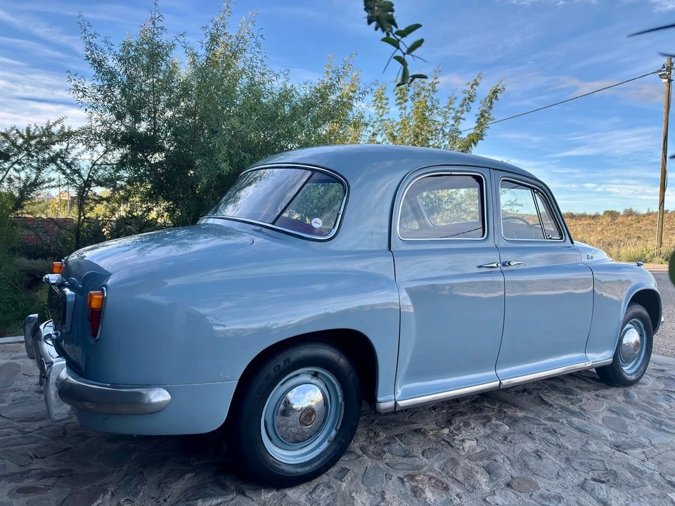 1957 Rover - Image 9 of 31